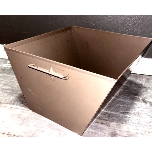 Mid-Century Storage Bin with Handles - Picture 2 of 9